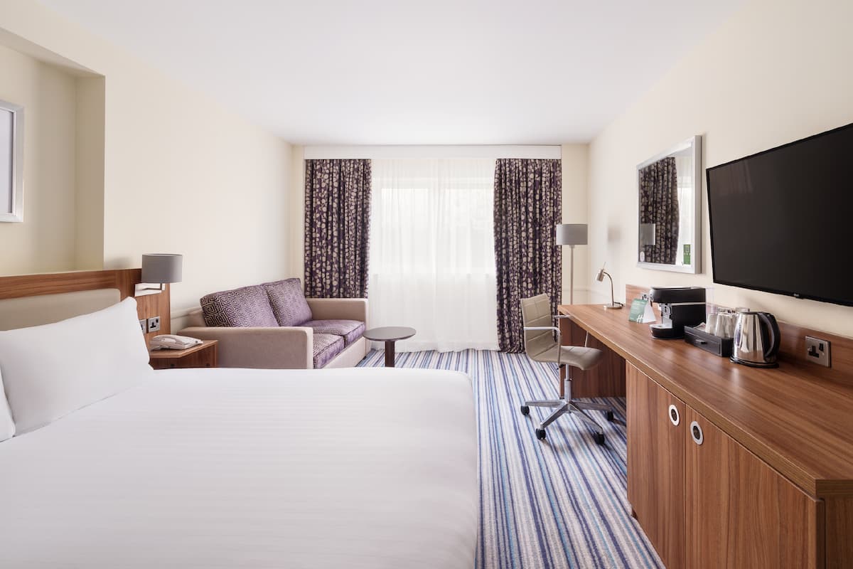 wedding accommodation Newcastle Under Lyme.